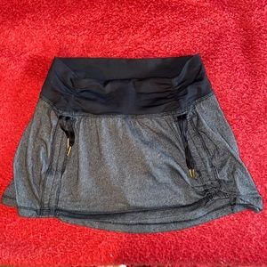 lululemon skort with drawstring cinches